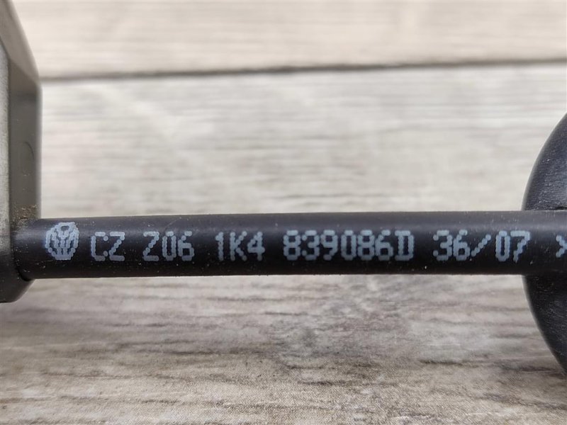 Трос замка двери, 500 рублей, Москва