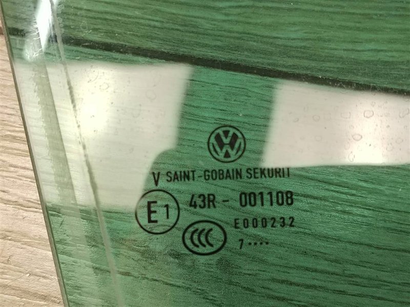 Стекло двери, 1000 рублей, Москва