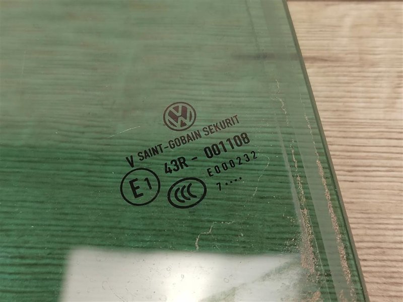 Стекло двери, 1000 рублей, Москва