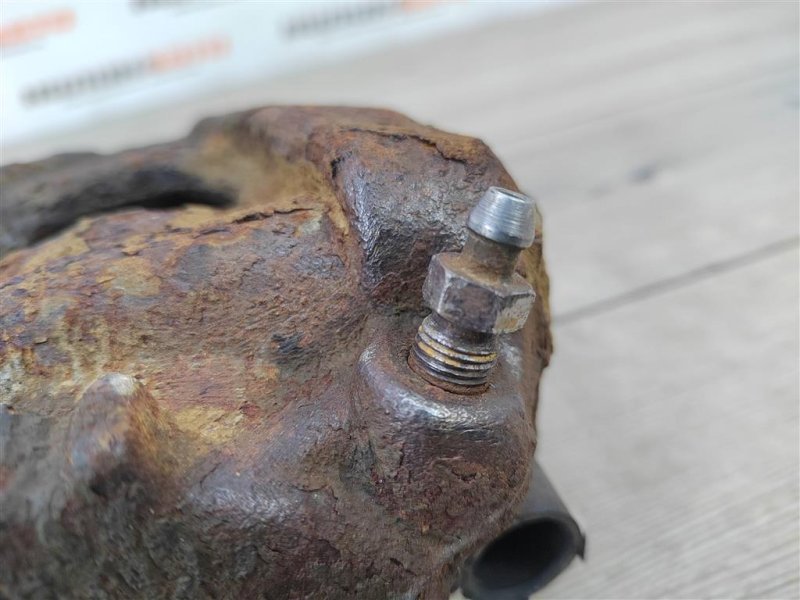 Суппорт тормозной, 800 рублей, Москва