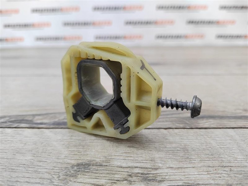 Крепление радиатора, 500 рублей, Москва