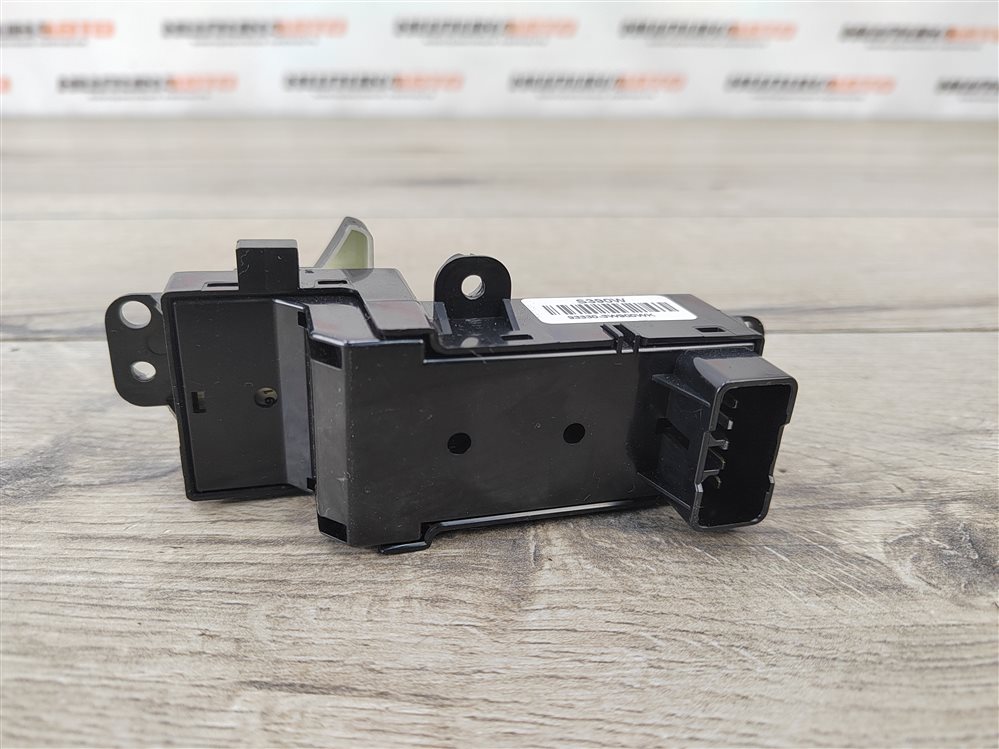 Кнопка обогрева сидений, 1000 рублей, Москва