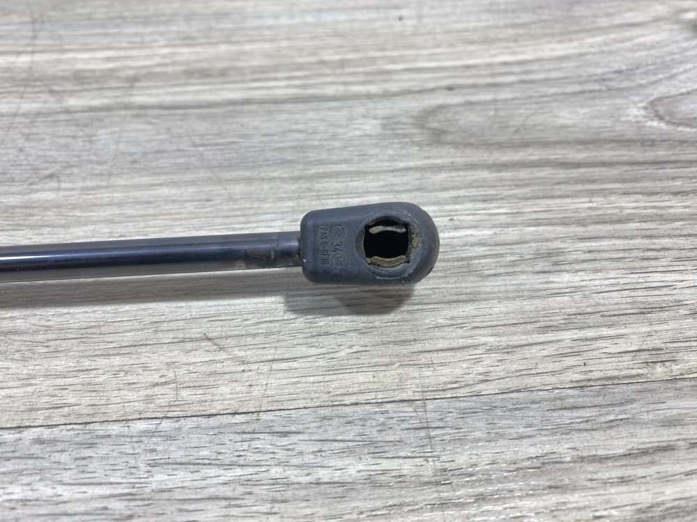 Амортизатор крышки багажника, 900 рублей, Севастополь