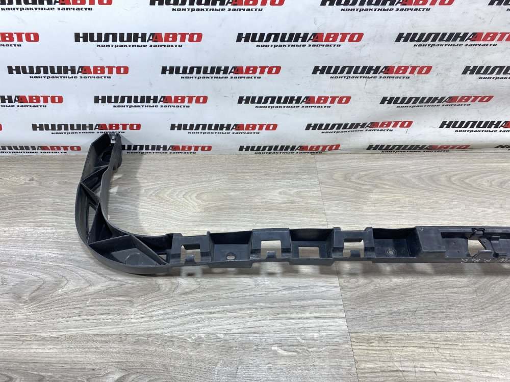 Кронштейн бампера центральный, 1000 рублей, Севастополь