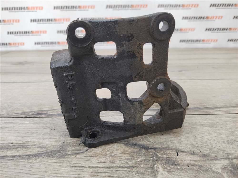 Кронштейн компрессора кондиционера, 900 рублей, Москва