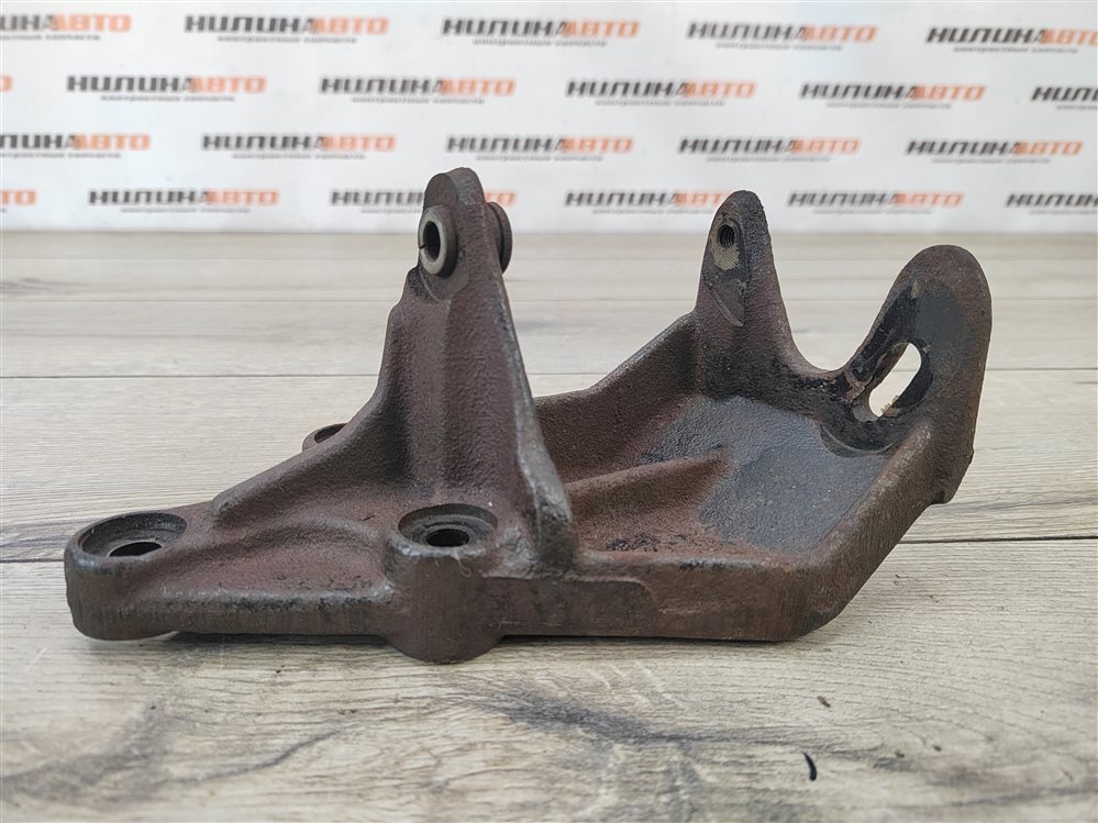 Кронштейн ГУР, 800 рублей, Москва