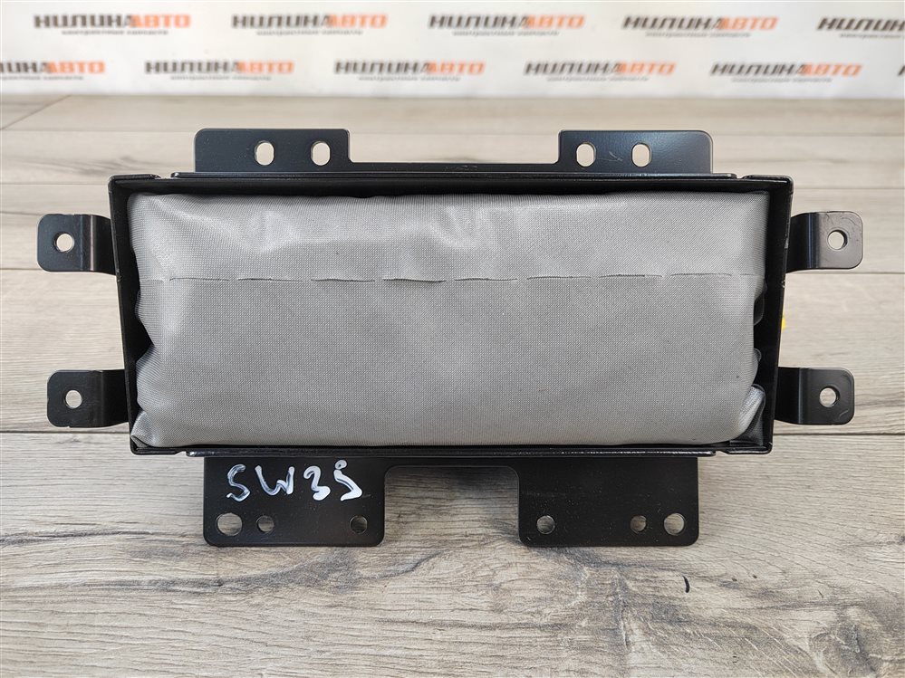 Подушка безопасности в торпедо, 2000 рублей, Москва