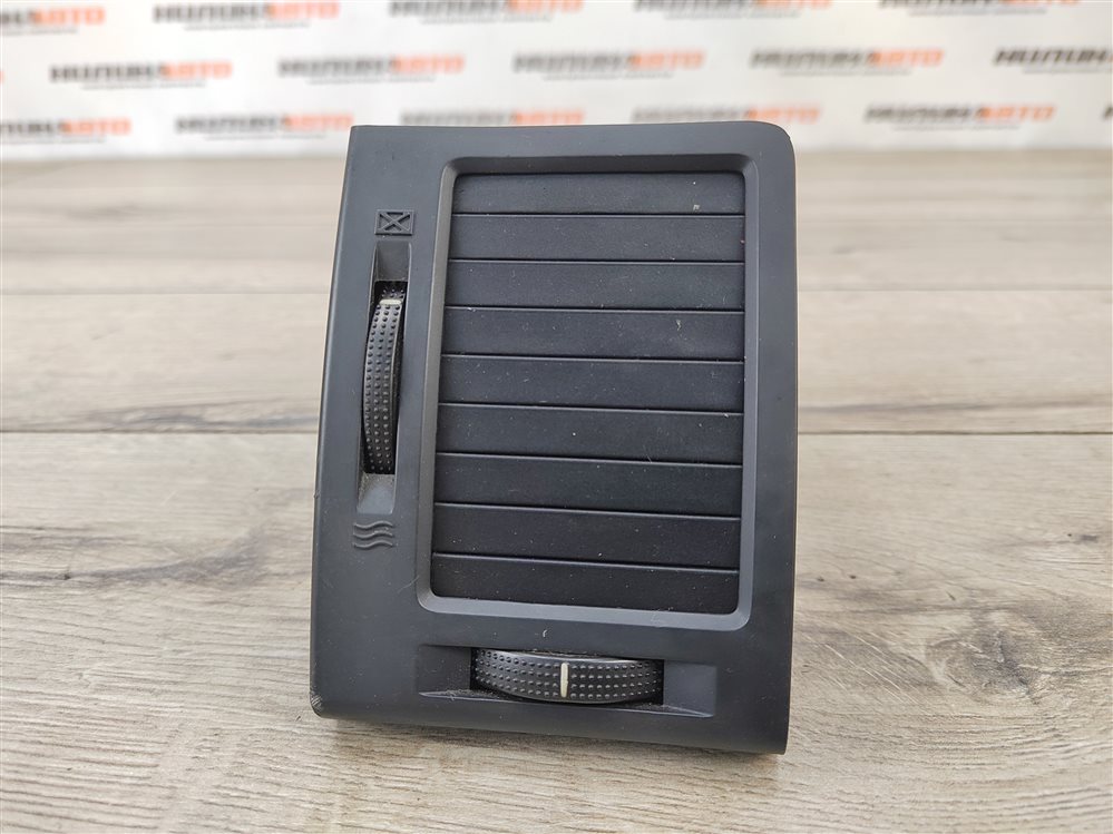 Дефлектор в торпедо, 600 рублей, Москва