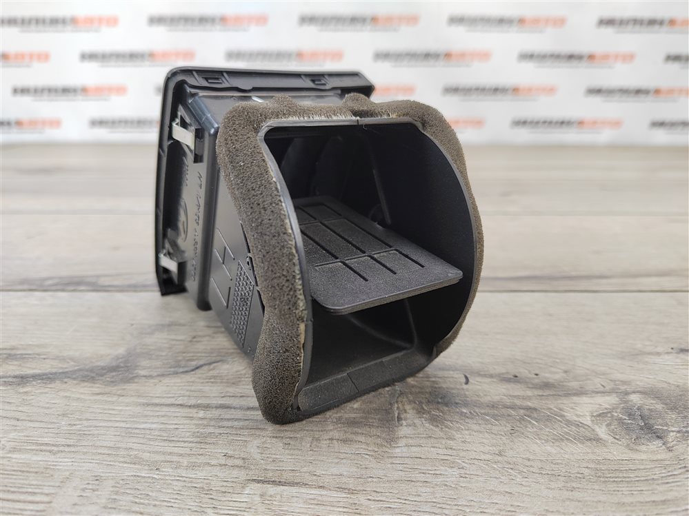 Дефлектор в торпедо, 600 рублей, Москва