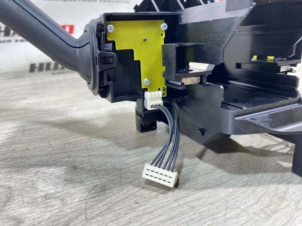 Подрулевой переключатель, 3000 рублей, Севастополь