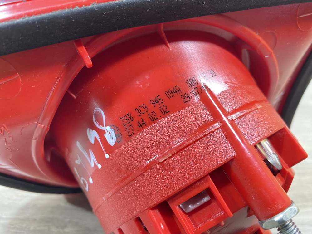 Фонарь в крышку багажника, 1000 рублей, Севастополь