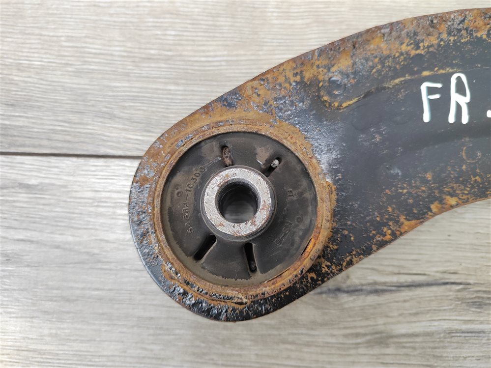 Рычаг передний нижний, 1500 рублей, Москва