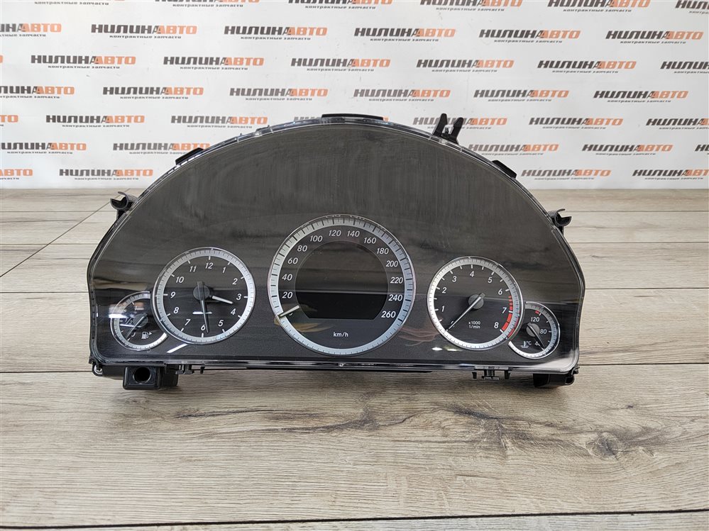 Панель приборов, 2500 рублей, Москва