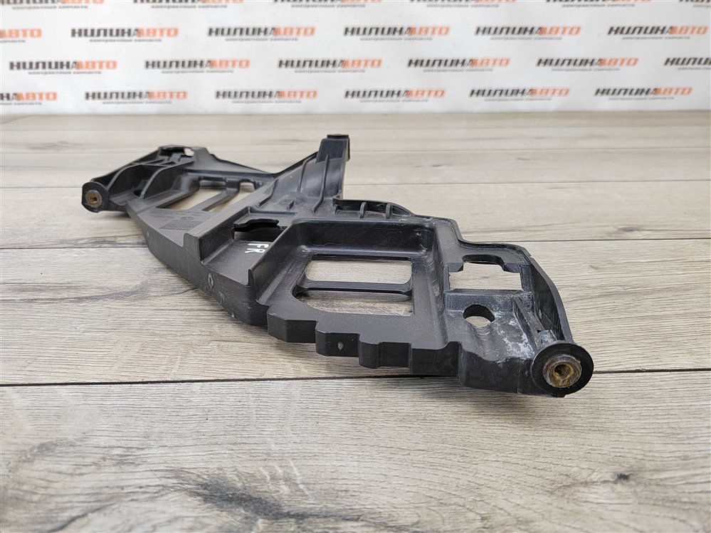 Кронштейн фары, 1000 рублей, Москва