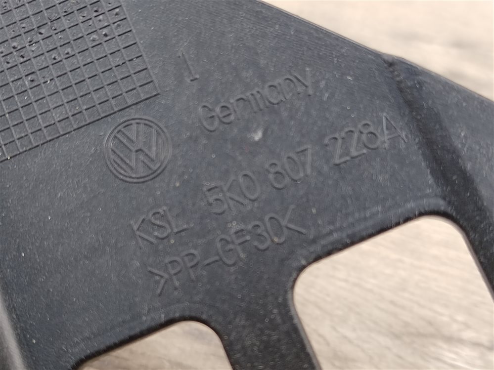 Кронштейн фары, 1000 рублей, Москва