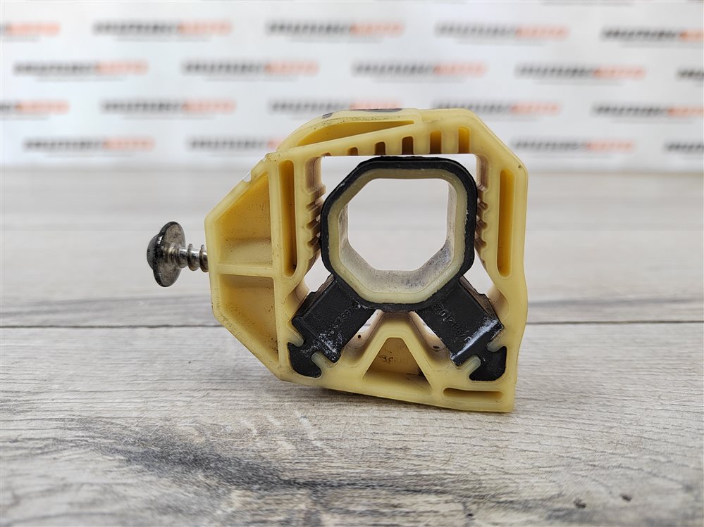 Крепление радиатора, 300 рублей, Москва