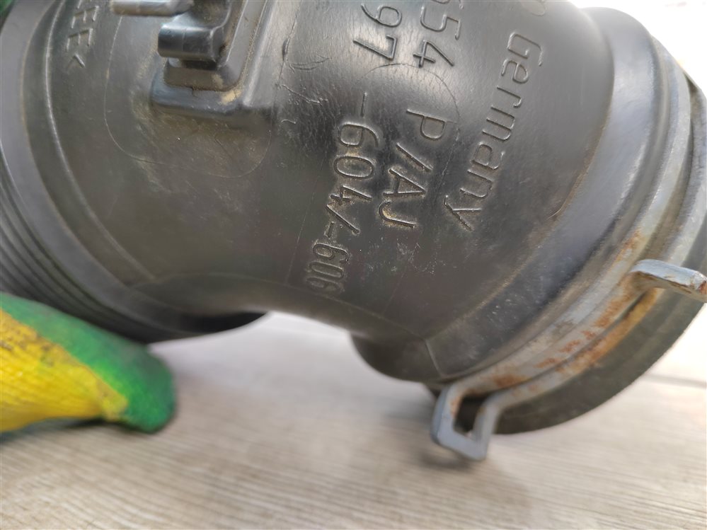 Патрубок воздушного фильтра, 700 рублей, Москва