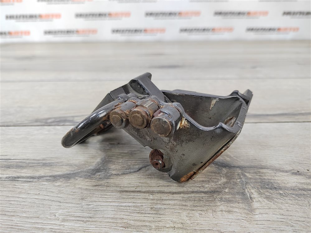 Петля двери нижняя, 1000 рублей, Москва