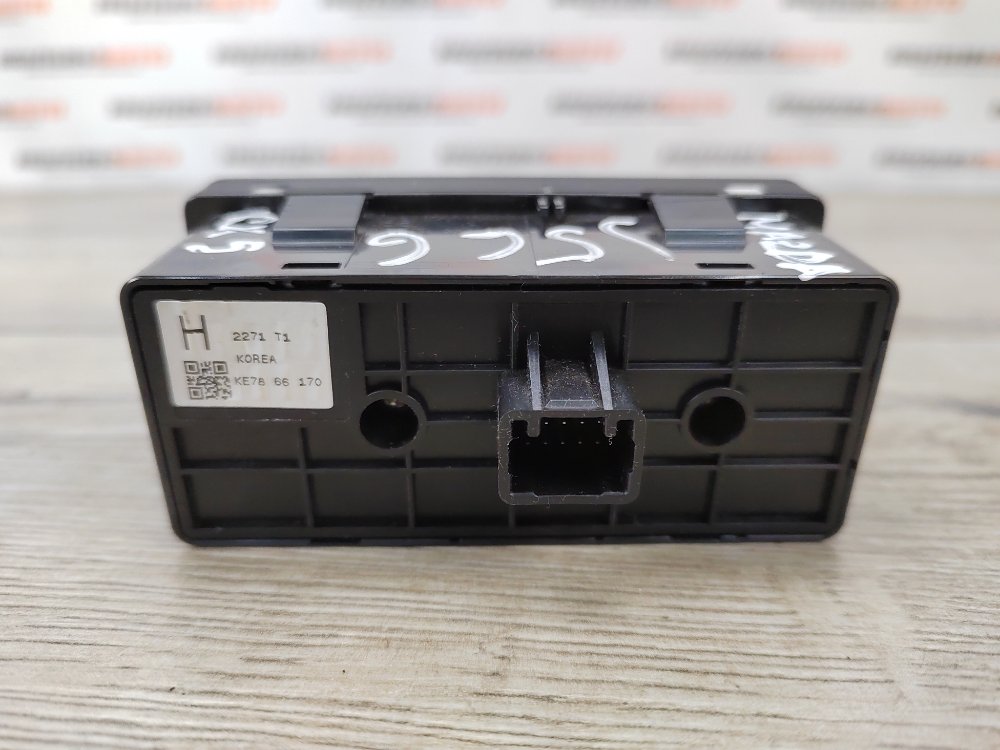 Кнопка, 1000 рублей, Москва