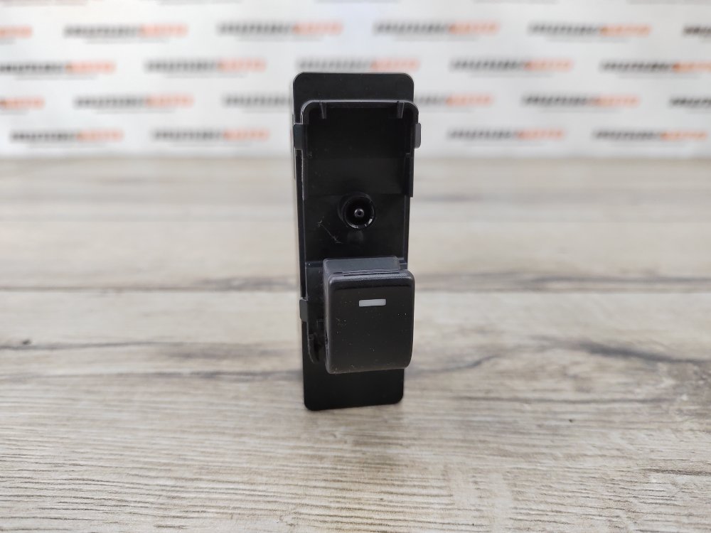 Кнопка стеклоподъемника, 800 рублей, Москва