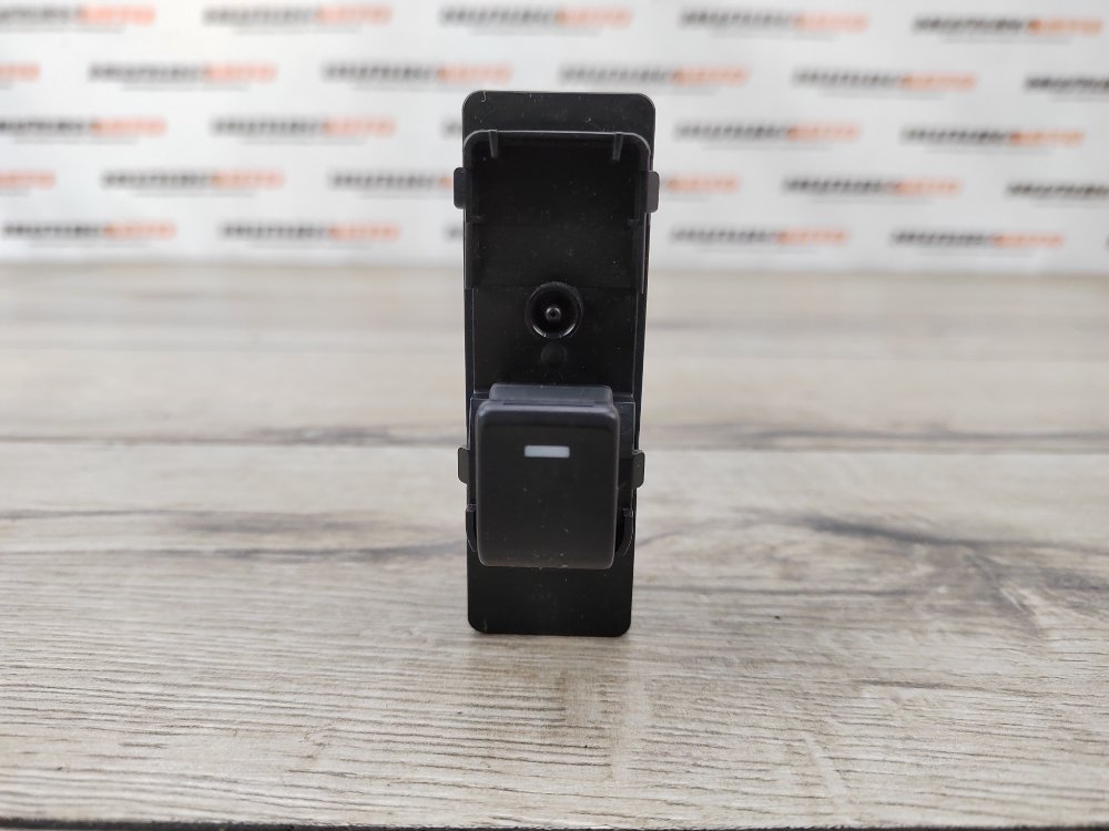 Кнопка стеклоподъемника, 800 рублей, Москва