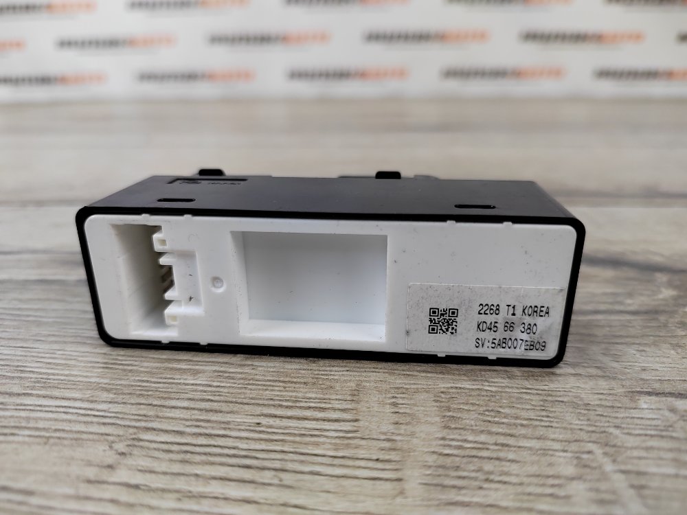 Кнопка стеклоподъемника, 800 рублей, Москва