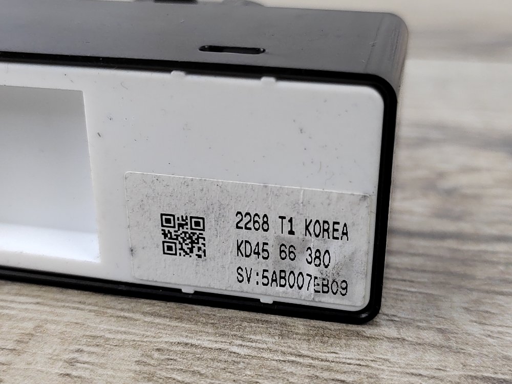 Кнопка стеклоподъемника, 800 рублей, Москва