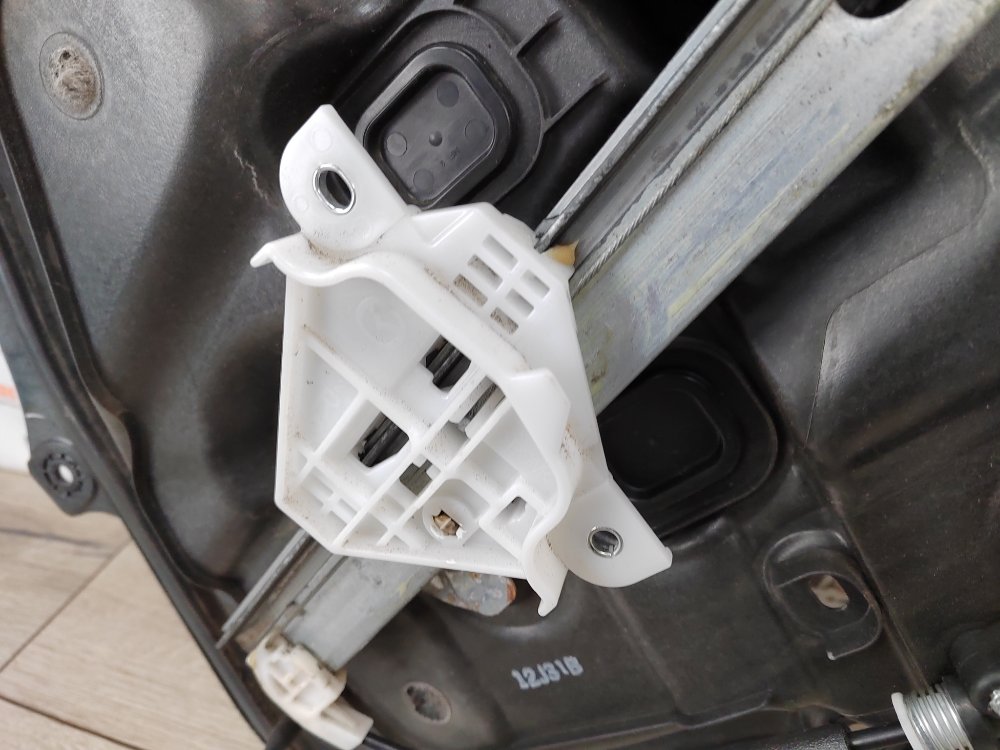 Стеклоподъемник, 2500 рублей, Москва