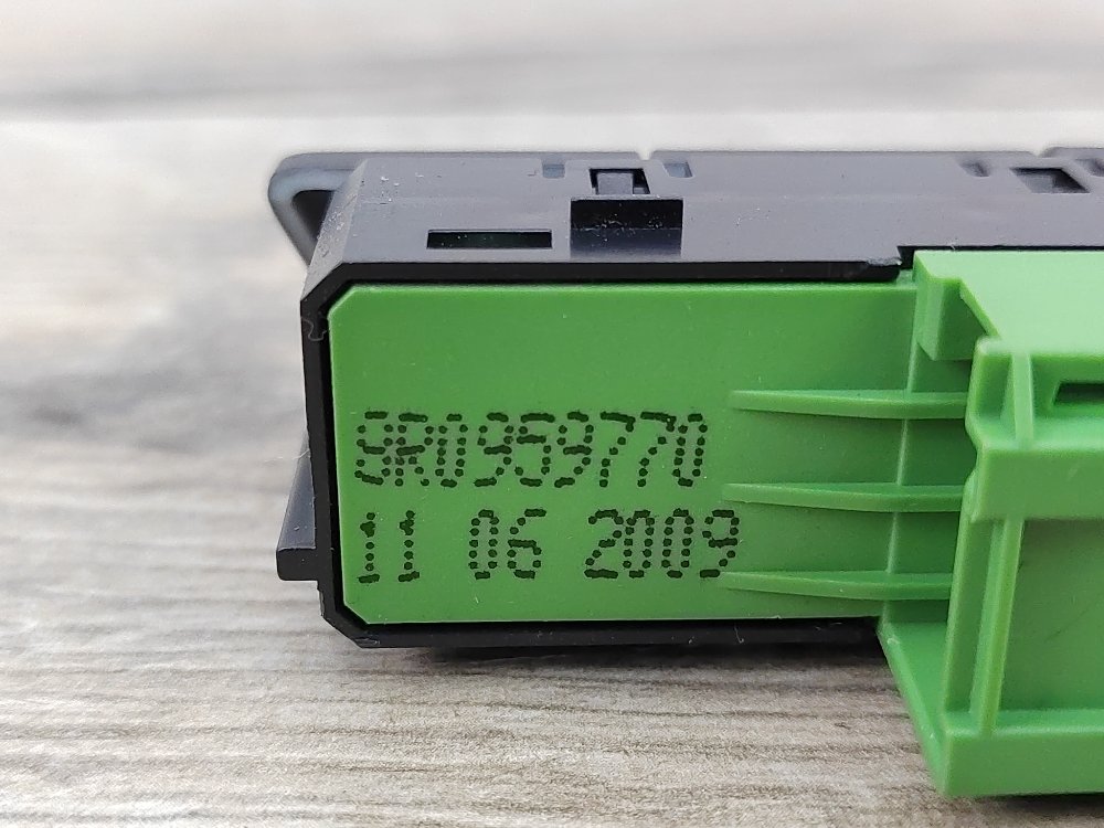 Кнопка, 800 рублей, Москва