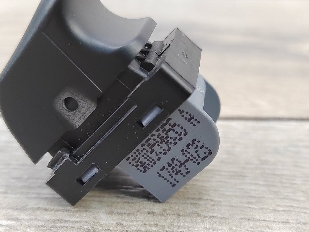 Кнопка стеклоподъемника, 450 рублей, Москва