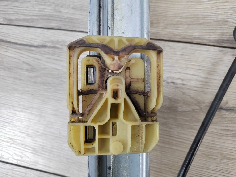 Стеклоподъемник, 1800 рублей, Москва