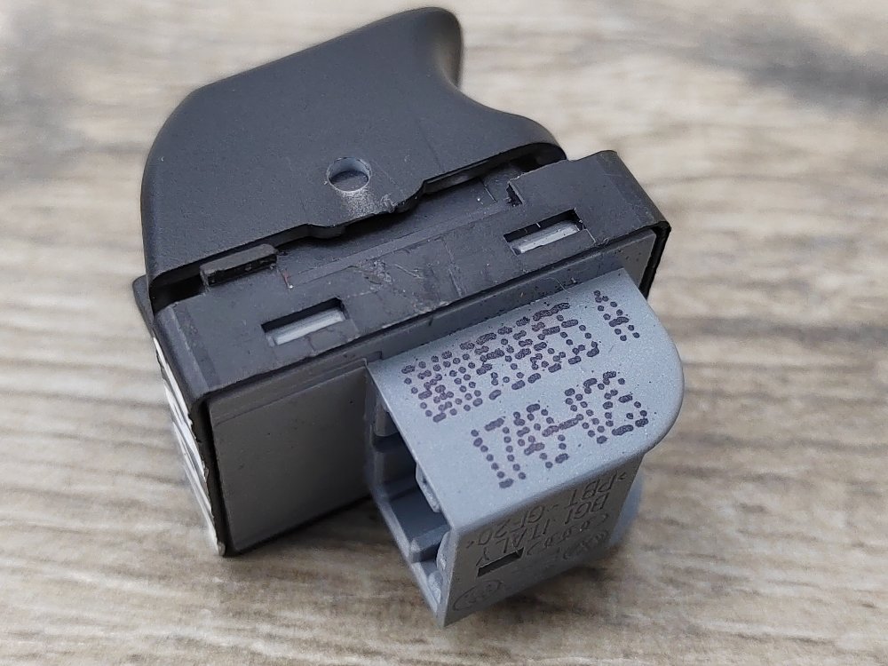 Кнопка стеклоподъемника, 450 рублей, Москва