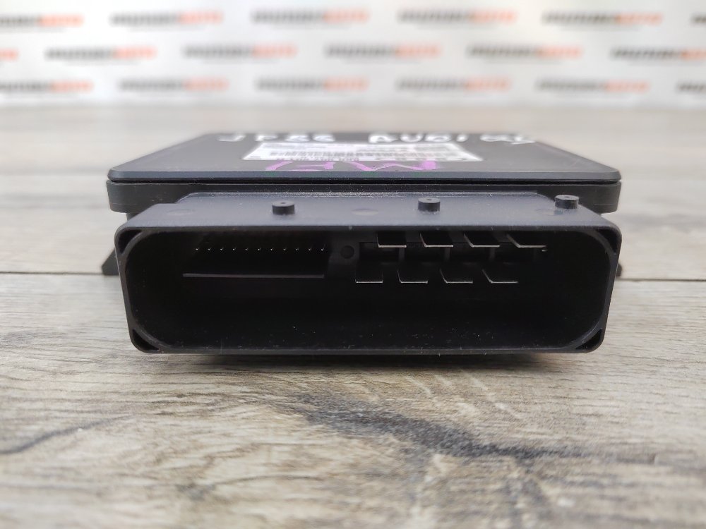 Блок управления стояночного тормоза, 500 рублей, Москва