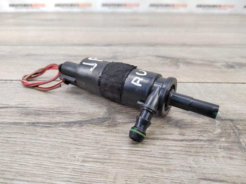 Насос омывателя фар, 1000 рублей, Москва