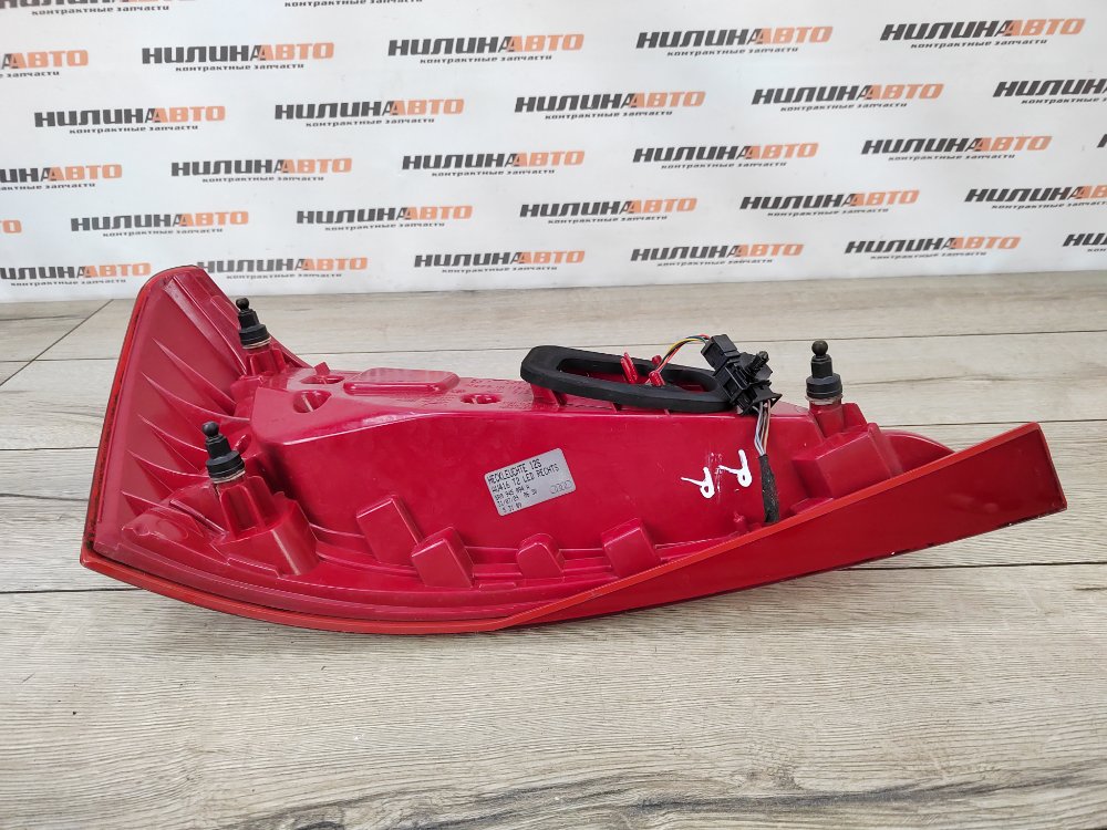 Фонарь в крыло, 5000 рублей, Москва