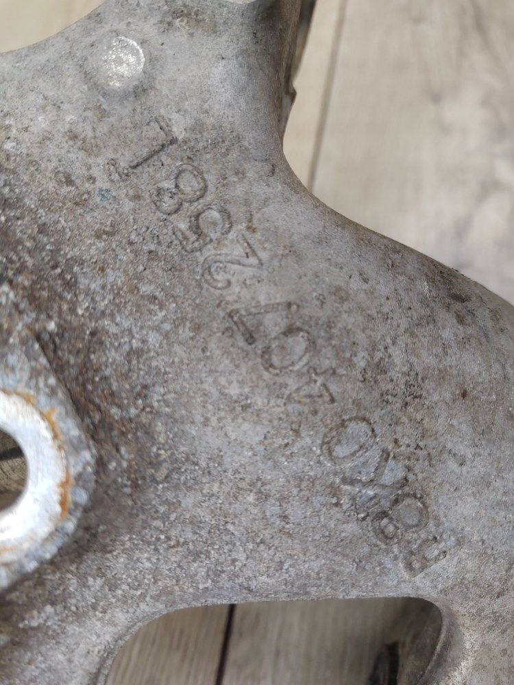 Кулак поворотный, 14000 рублей, Москва