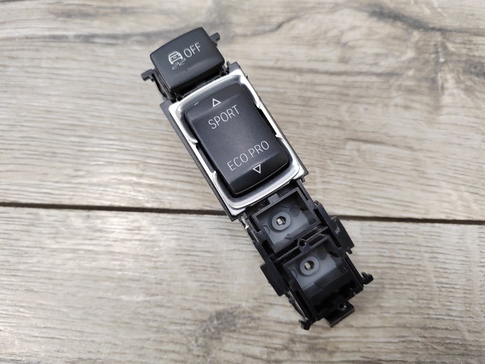 Кнопка, 1000 рублей, Москва