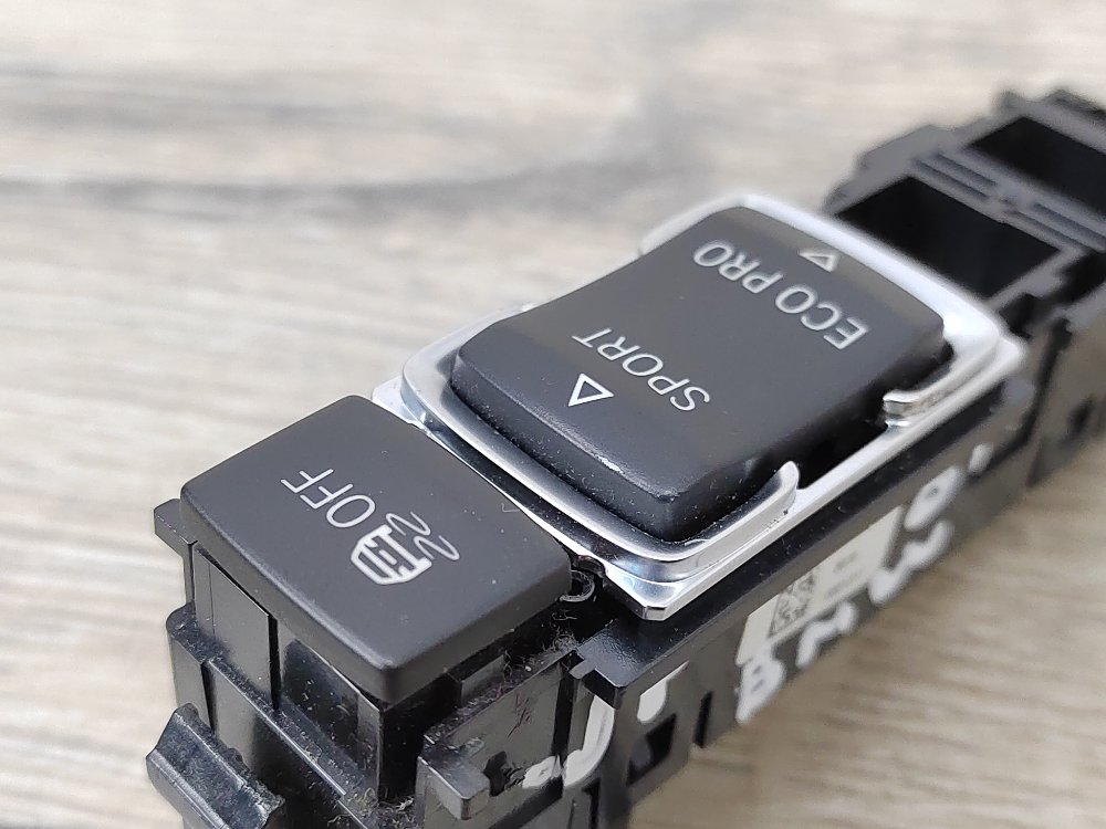 Кнопка, 1000 рублей, Москва