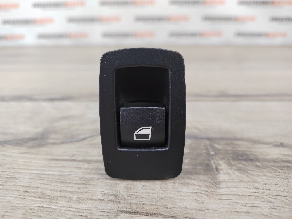 Кнопка стеклоподъемника, 200 рублей, Москва