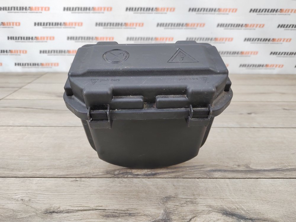 Корпус блока предохранителей, 1000 рублей, Москва