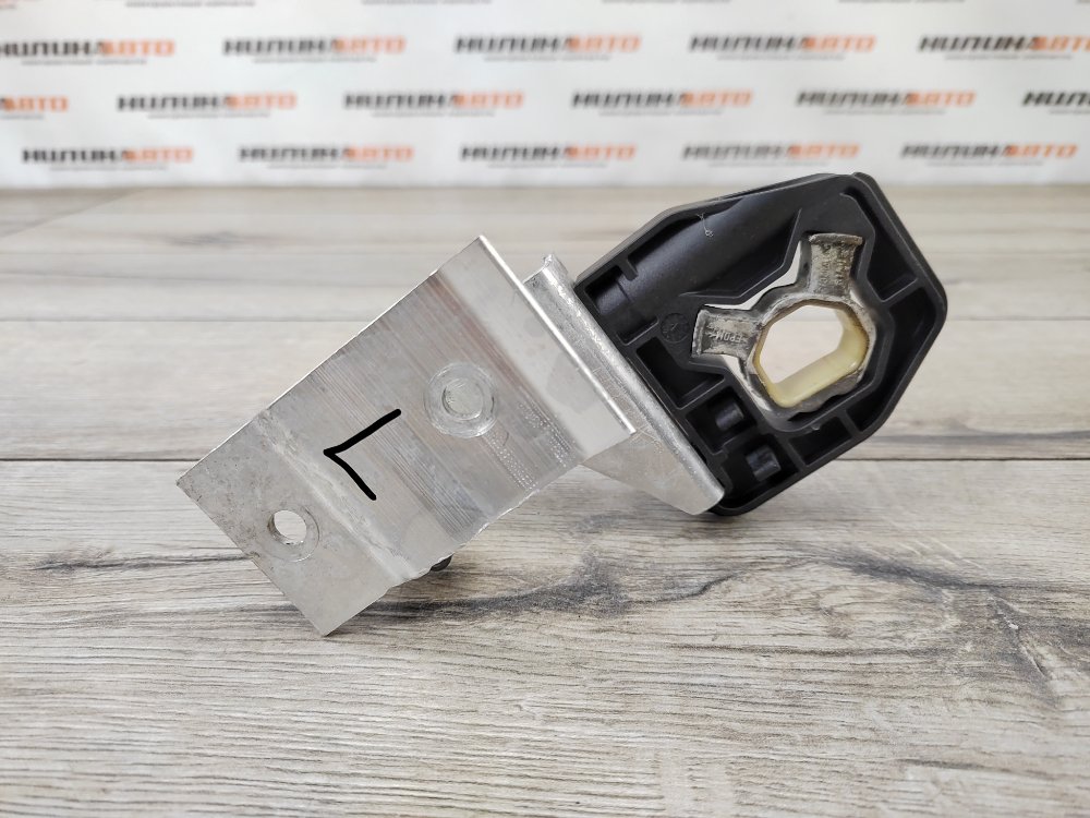 Крепление радиатора, 2000 рублей, Москва