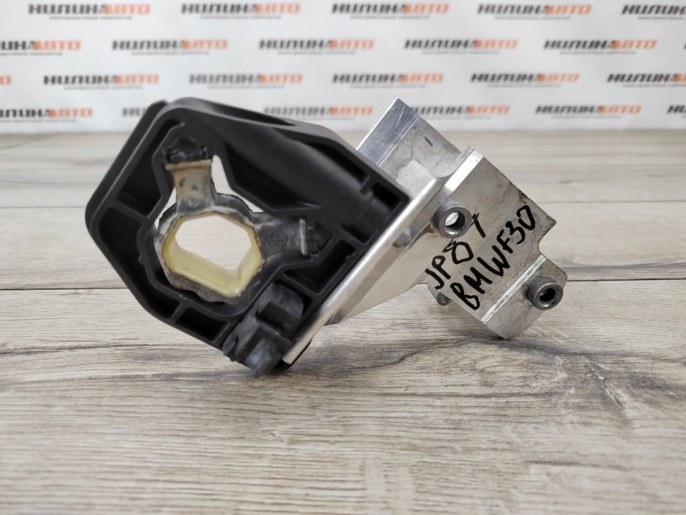 Крепление радиатора, 2000 рублей, Москва