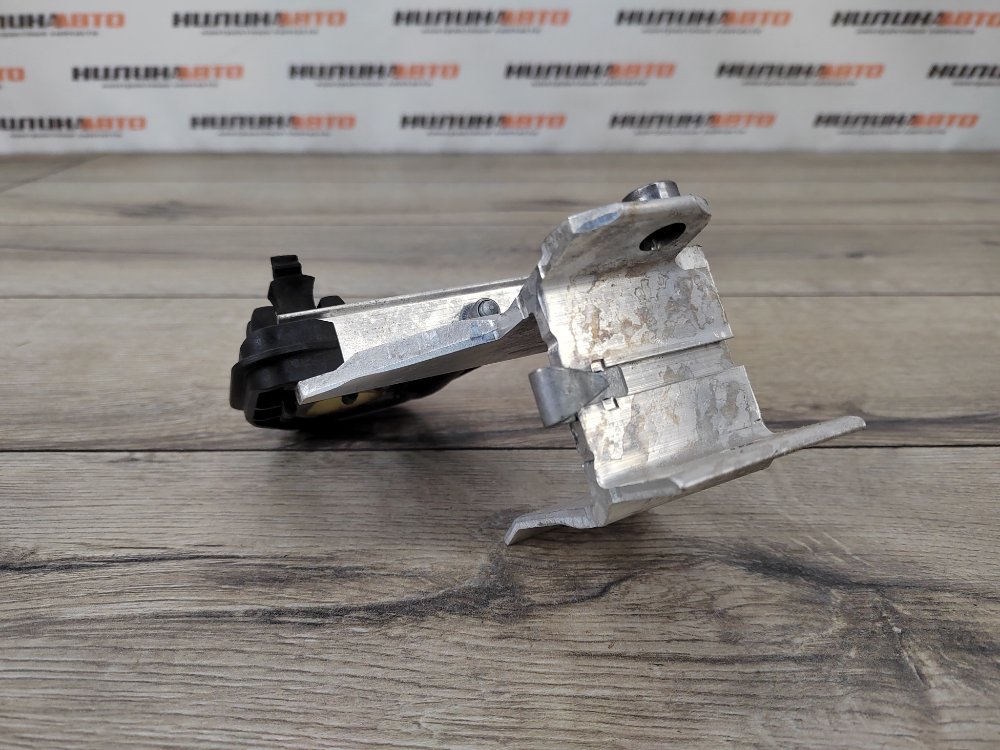 Крепление радиатора, 2000 рублей, Москва