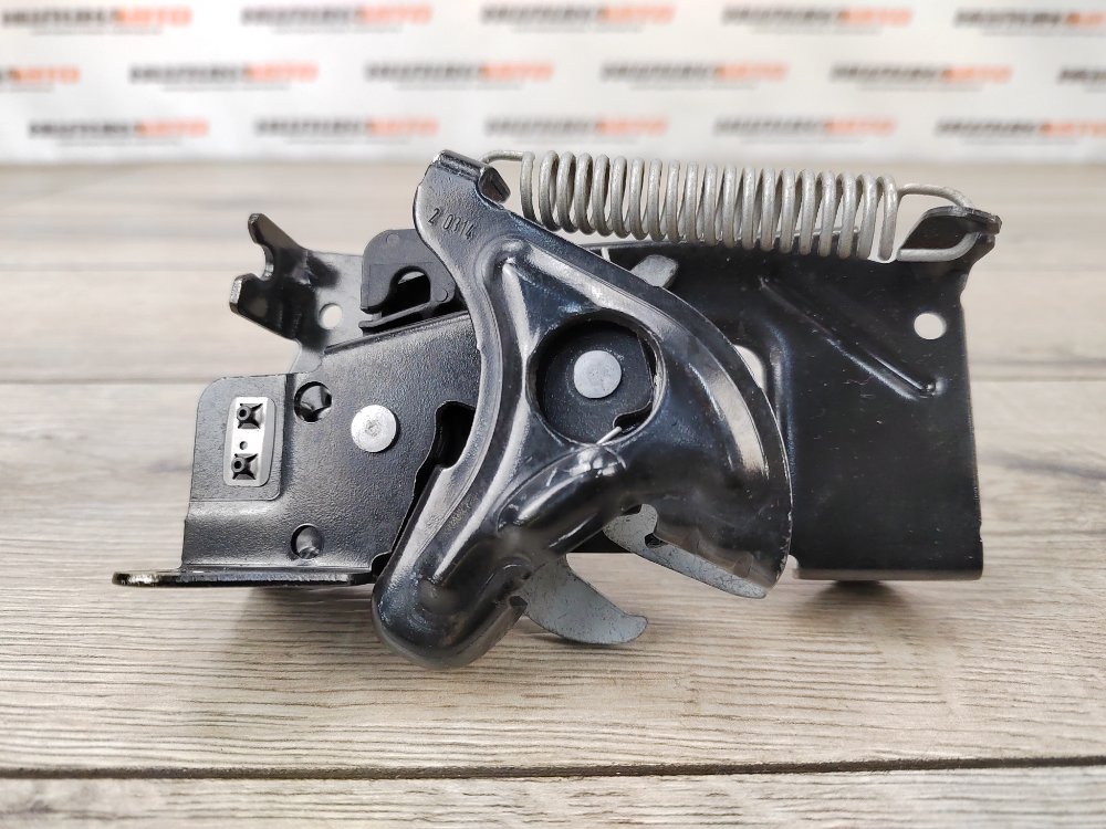 Замок капота, 3000 рублей, Москва