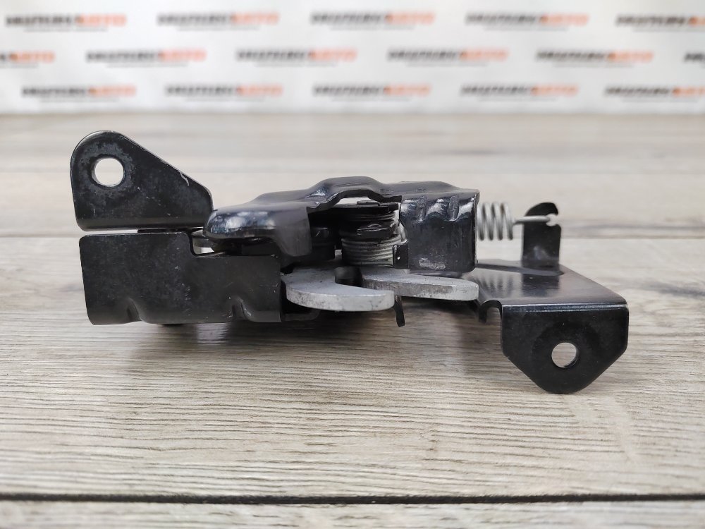 Замок капота, 3000 рублей, Москва