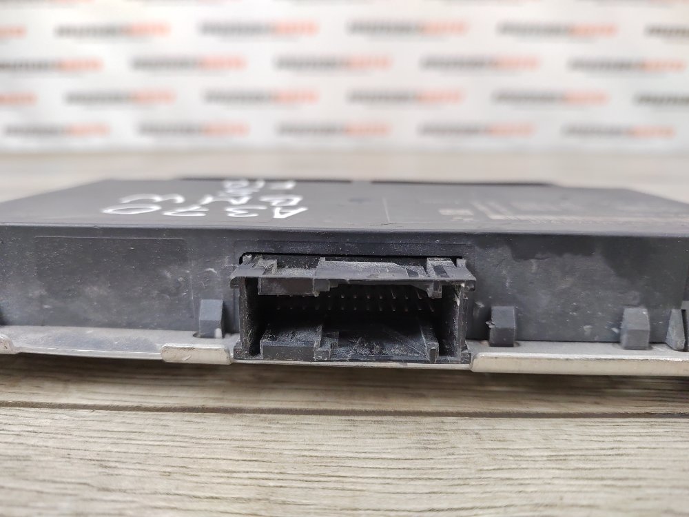 Блок электронный, 3000 рублей, Москва