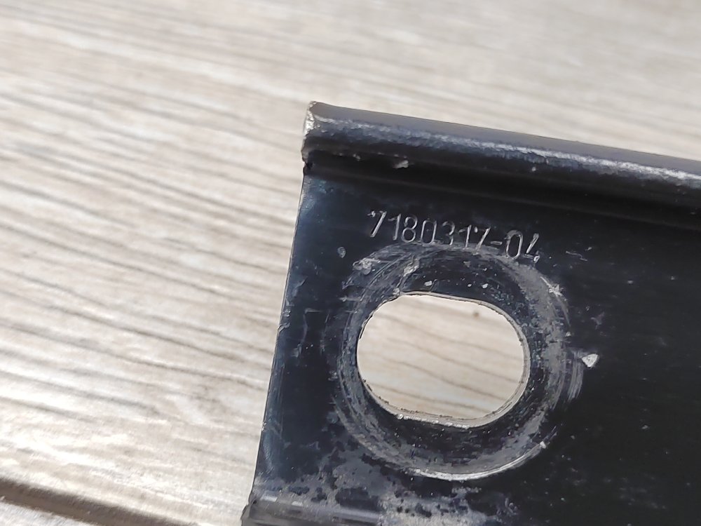 Распорка кузова, 500 рублей, Москва