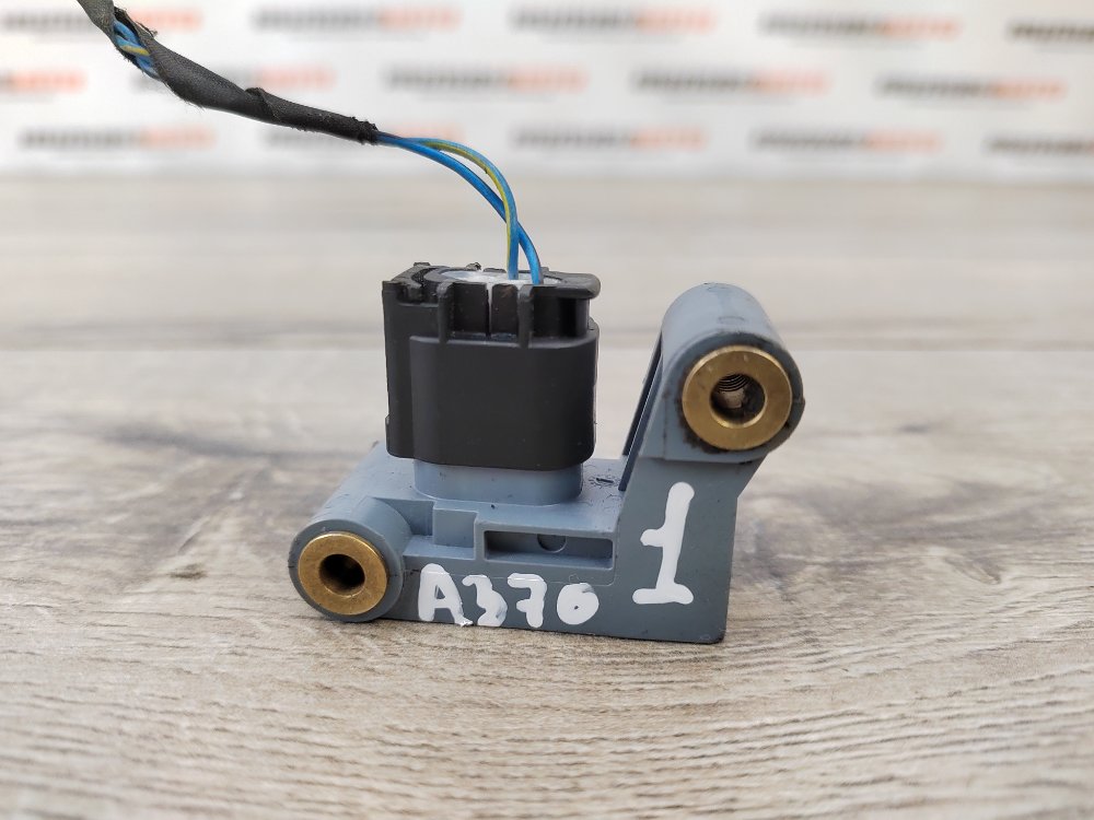 Датчик удара боковой, 500 рублей, Москва