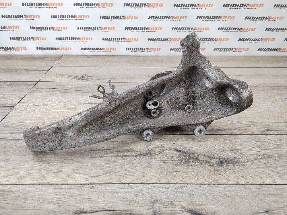 Кулак поворотный, 1700 рублей, Москва