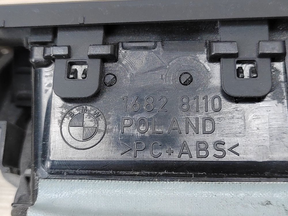 Дефлектор в торпедо центральный, 3500 рублей, Москва